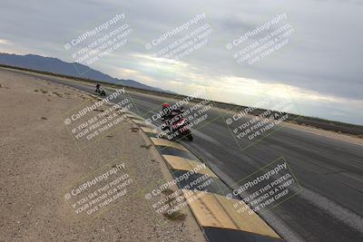 media/Sep-21-2025-Race Pace (Sun) [[98bf33ef95]]/Verified/3-Turn 11 Inside (850am)/